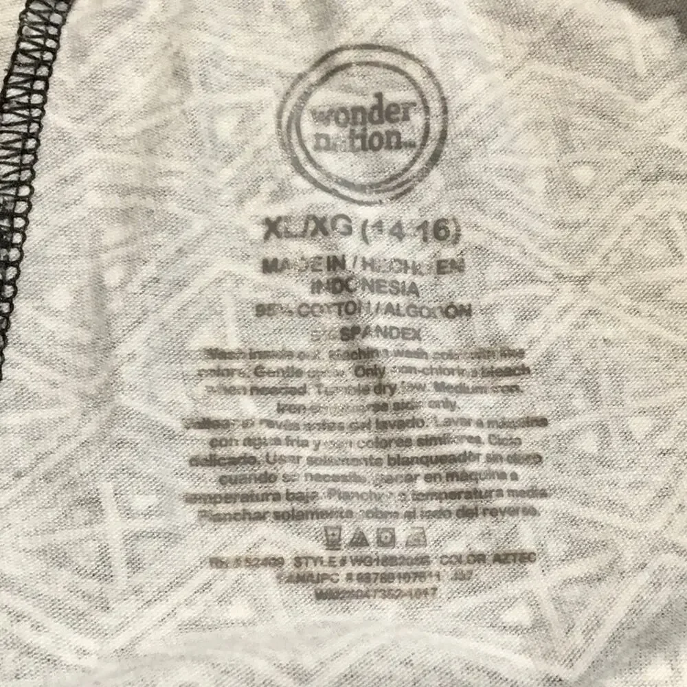 Wonder Nation Bike Shorts - Picture 2 of 4